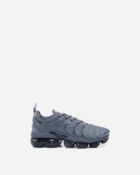 NIKE x AIR VAPORMAX PLUS