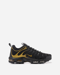 NIKE x AIR MAX TN PLUS