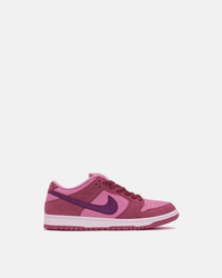 NIKE x DUNK LOW SB “CHERRY”