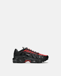 AIR MAX PLUS TN “BLACK CRIMSON”