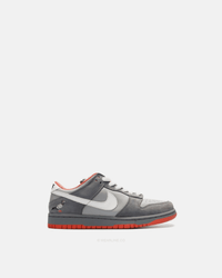 NIKE x DUNK LOW SB “PIGEON”