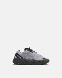 YEEZY BOOST 700 MNVM “GEODE”