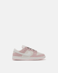 NIKE x DUNK LOW SB “PINK FOAM”