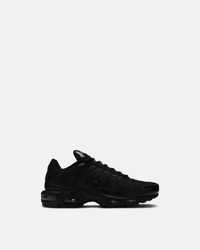 AIR MAX PLUS TN “TRIPLE BLACK”