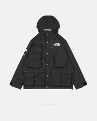 THE NORTH FACE x SUPREME