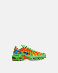 AIR MAX PLUS TN x SUPREME “MEAN GREEN”