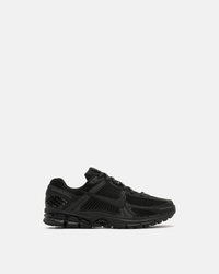 AIR ZOOM VOMERO 5 “TRIPLE BLACK”