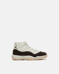 AIR JORDAN 11 RETRO LOW “NEAPOLITAN”